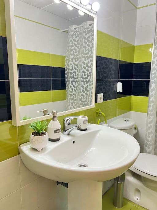 Ferienwohnung Piso Con Terraza A 5 Min Del Mar Alcanar Exterior foto